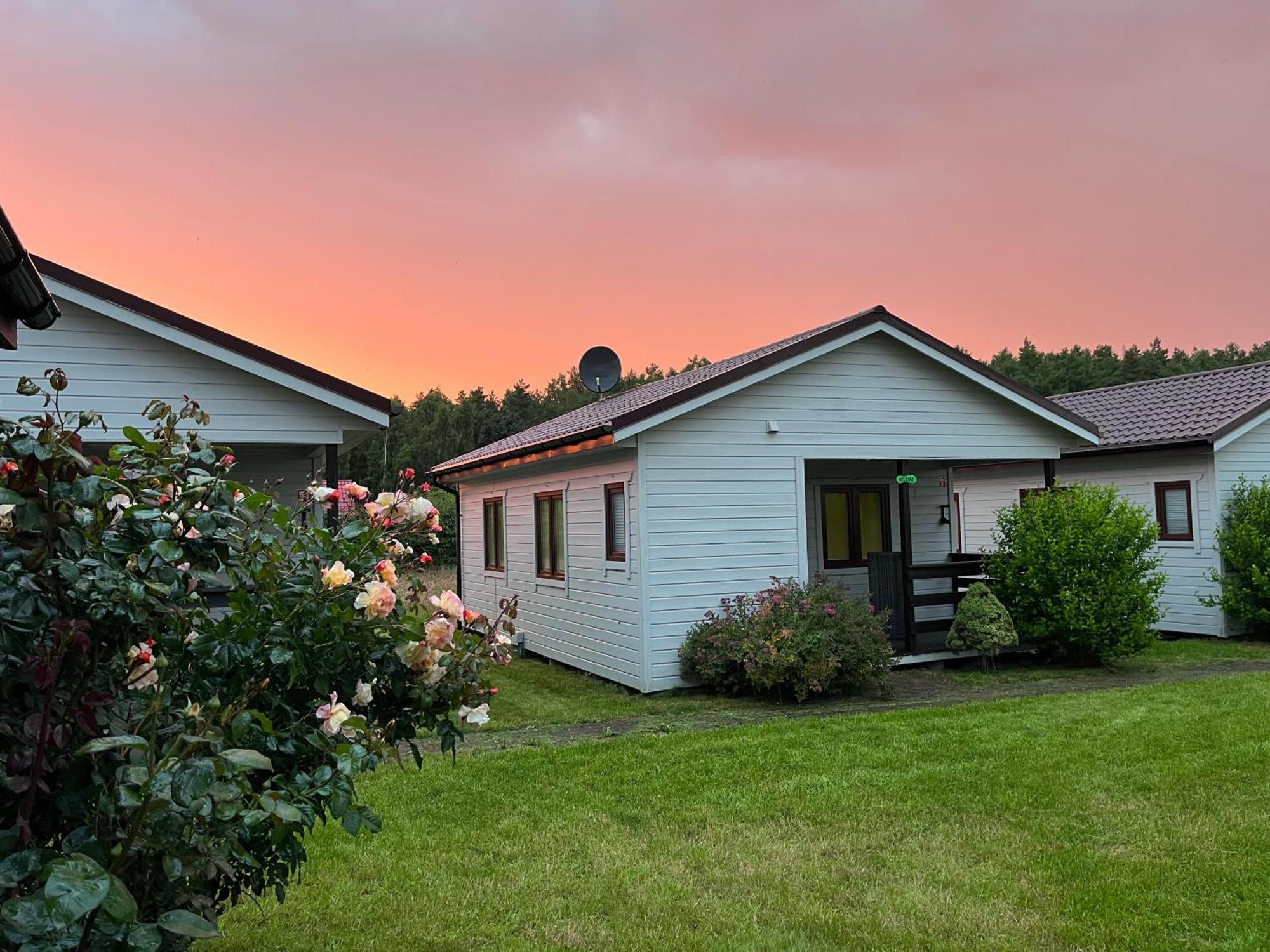 Villa Anida Rusinowo à Rusinowo  Extérieur photo